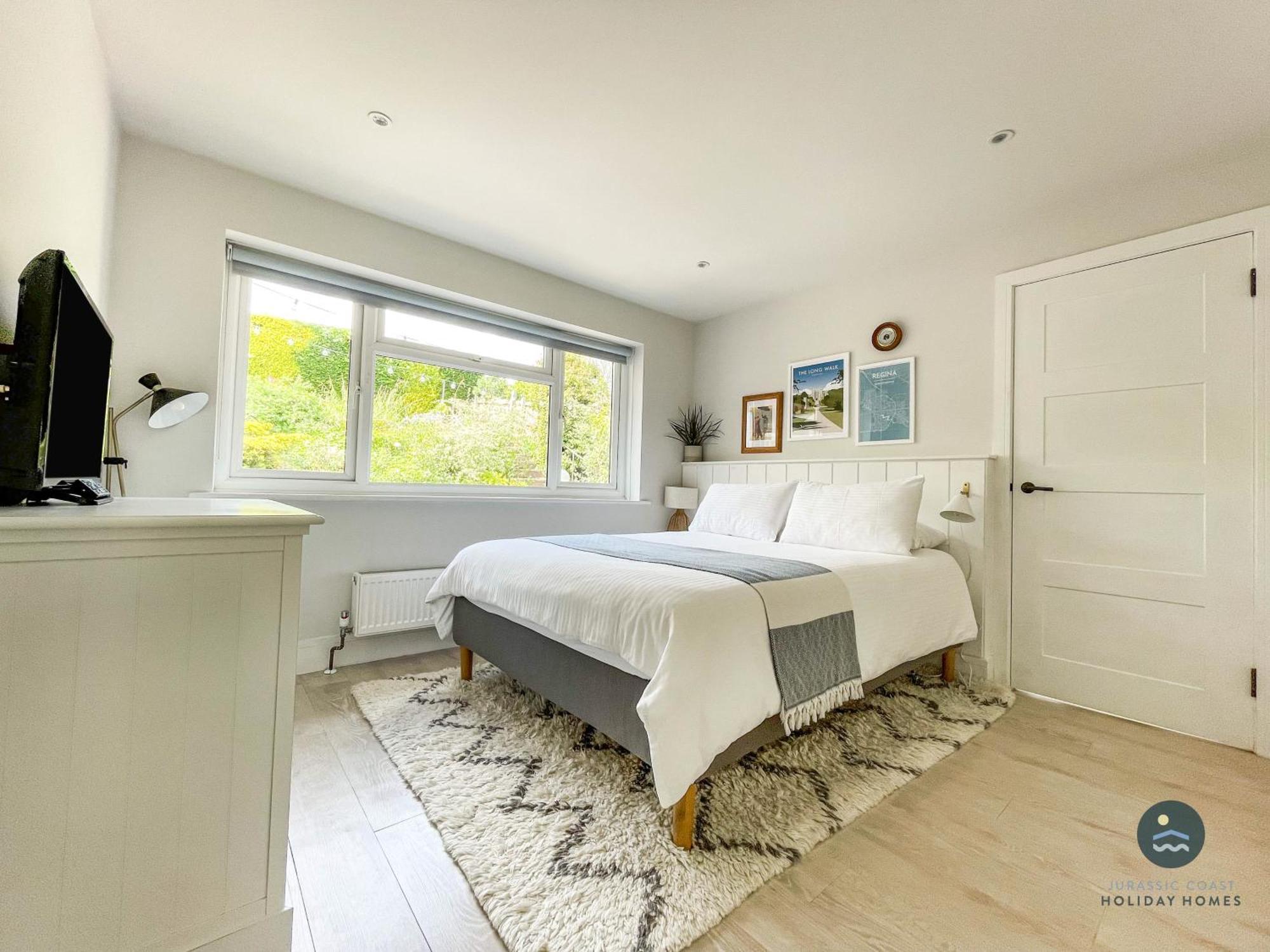 Seafeathers - Luxury Holiday Home With Sea Views Overcombe Exterior photo